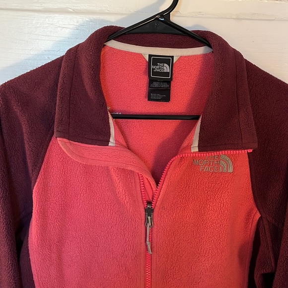 The North Face Fleece Jacket - Picture 2 of 4